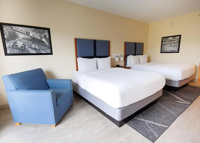 Seven Sebring Raceway Hotel